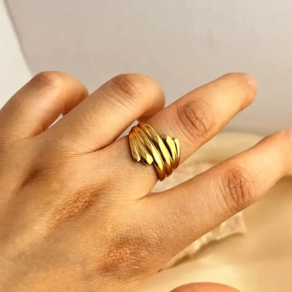 RINGO luxury Sun Soul Hastings ring with an abstract wave or shell design in gold and silver finishes. adjustable ring made of 925 sterling silver with 18K gold plating, premium unisex jewelry in Bangladesh